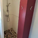 דירה Le Cocon De La Bueges *